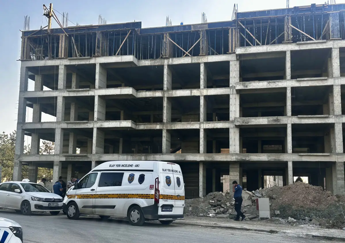 Malatya’da İnşaattan Düşen İşçi Ağır Yaralandı