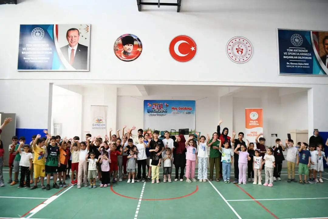 Yeşilyurt Aile Şenlikleri Melekbaba’da Coşku ve Neşeyle Gerçekleştirildi
